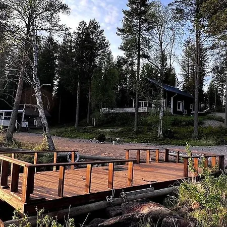 Cozy Arctic Lakeside With Private Sauna