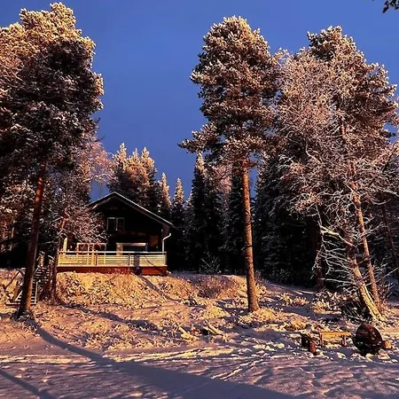 펜션 Cozy Arctic Lakeside With Private Sauna *