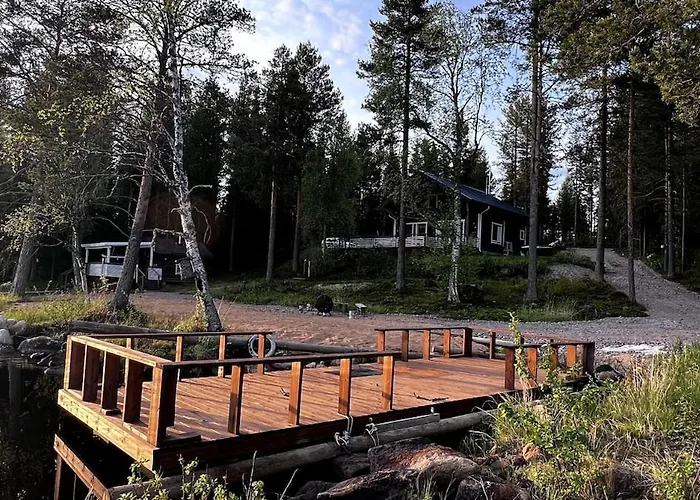 Cozy Arctic Lakeside With Private Sauna