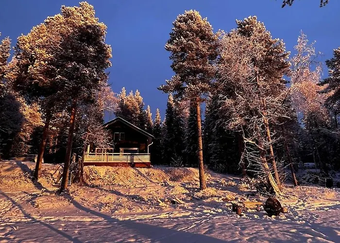 度假居 Cozy Arctic Lakeside With Private Sauna *