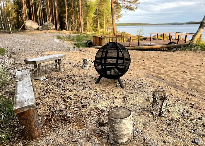 Cozy Arctic Lakeside With Private Sauna *