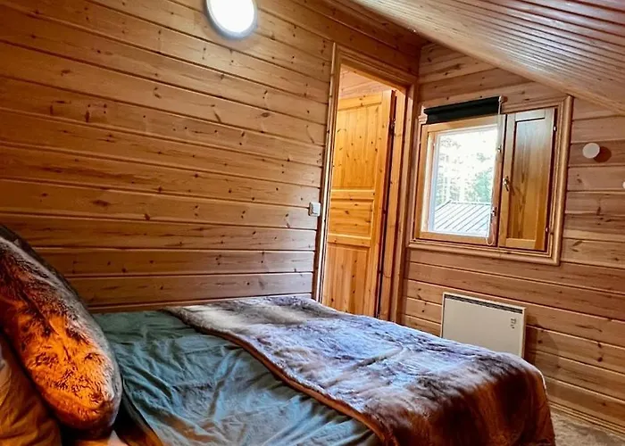 Cozy Arctic Lakeside With Private Sauna Дом отдыха *