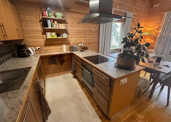 度假居 Cozy Arctic Lakeside With Private Sauna *