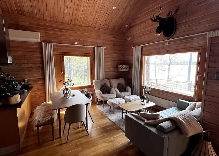 Cozy Arctic Lakeside With Private Sauna * 佩洛